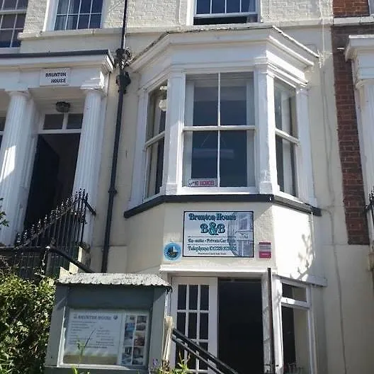 Brunton House Bed & Breakfast Scarborough 3*,  United Kingdom